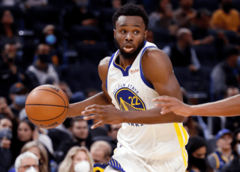 九游会-包含阿扎伦卡在勇士比赛中回归赛场,赛事规则更新引发热议!的词条