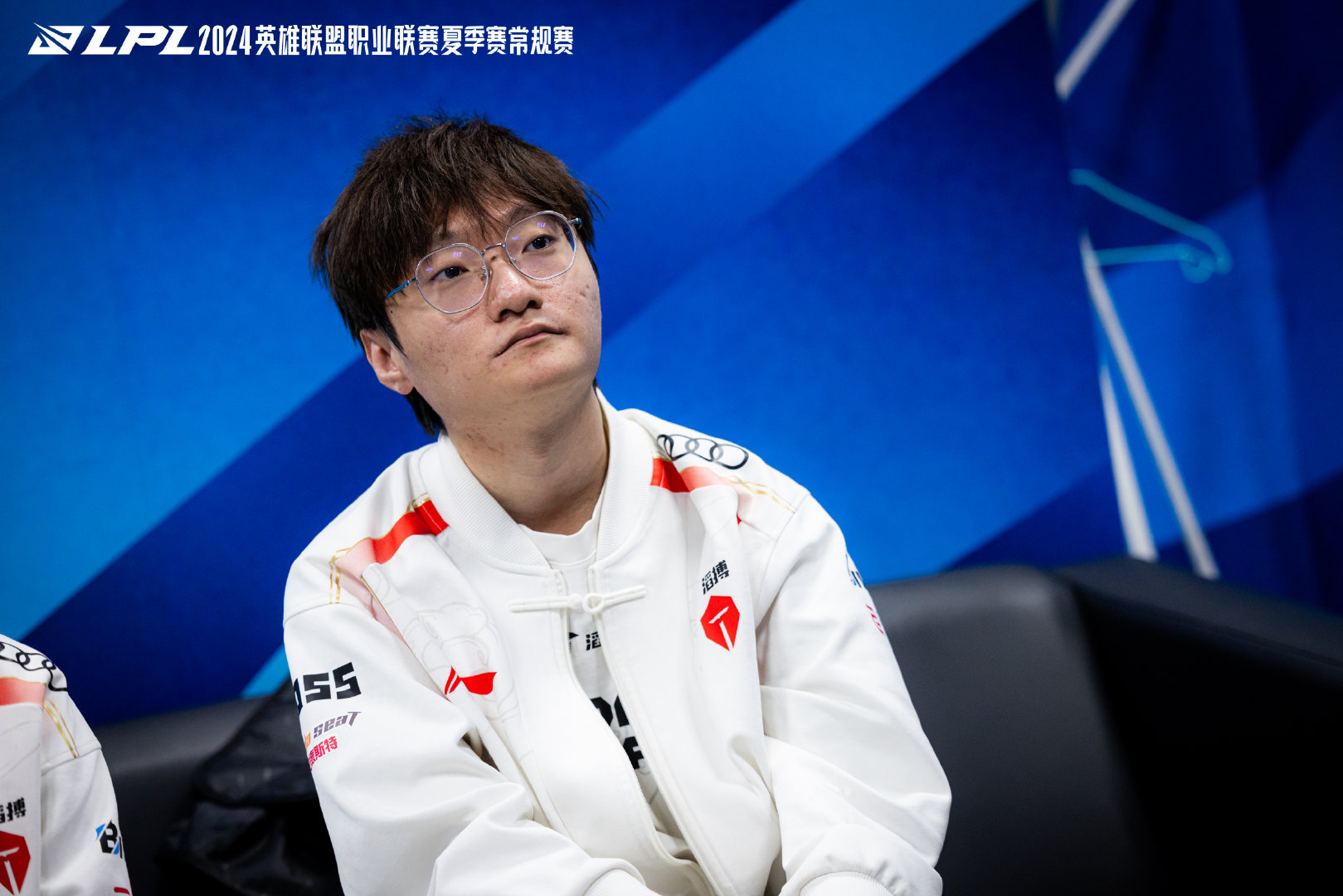 九游会-Scout赛事官方发布赛况扑朔迷离新规，掘金争议不断！的简单介绍